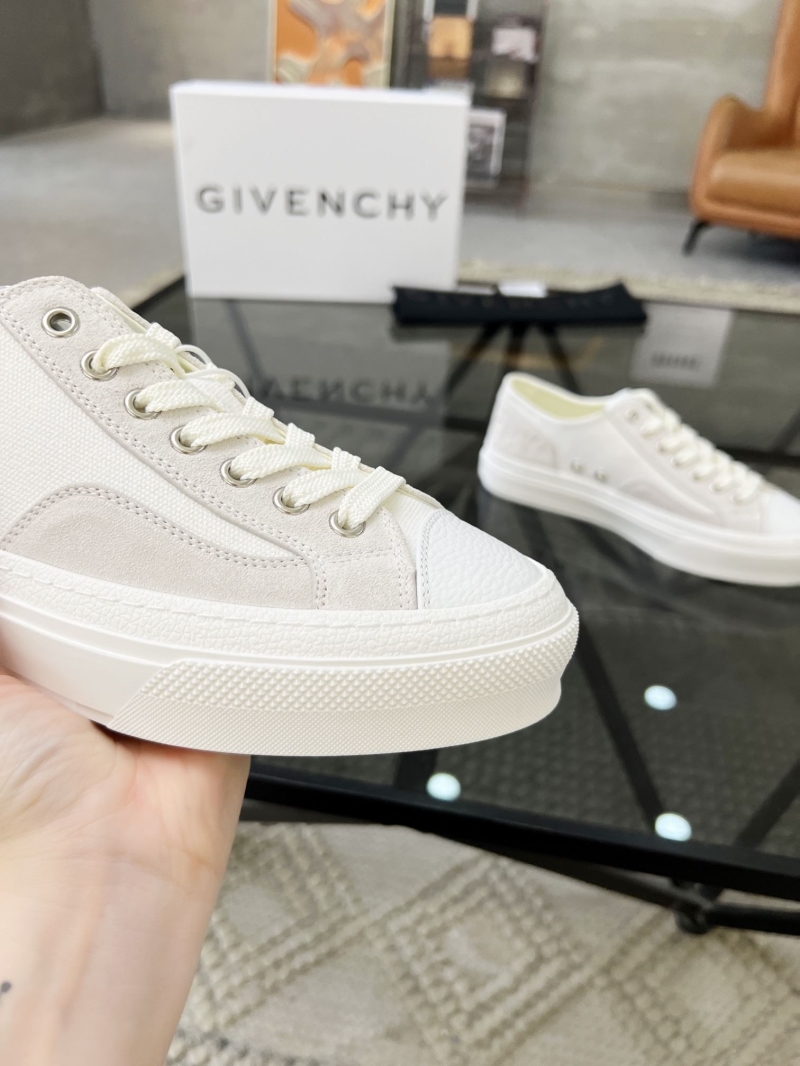 Givenchy Sneakers